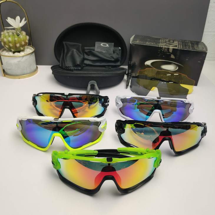 Picture of Oakley Sunglasses _SKUfw66124591fw